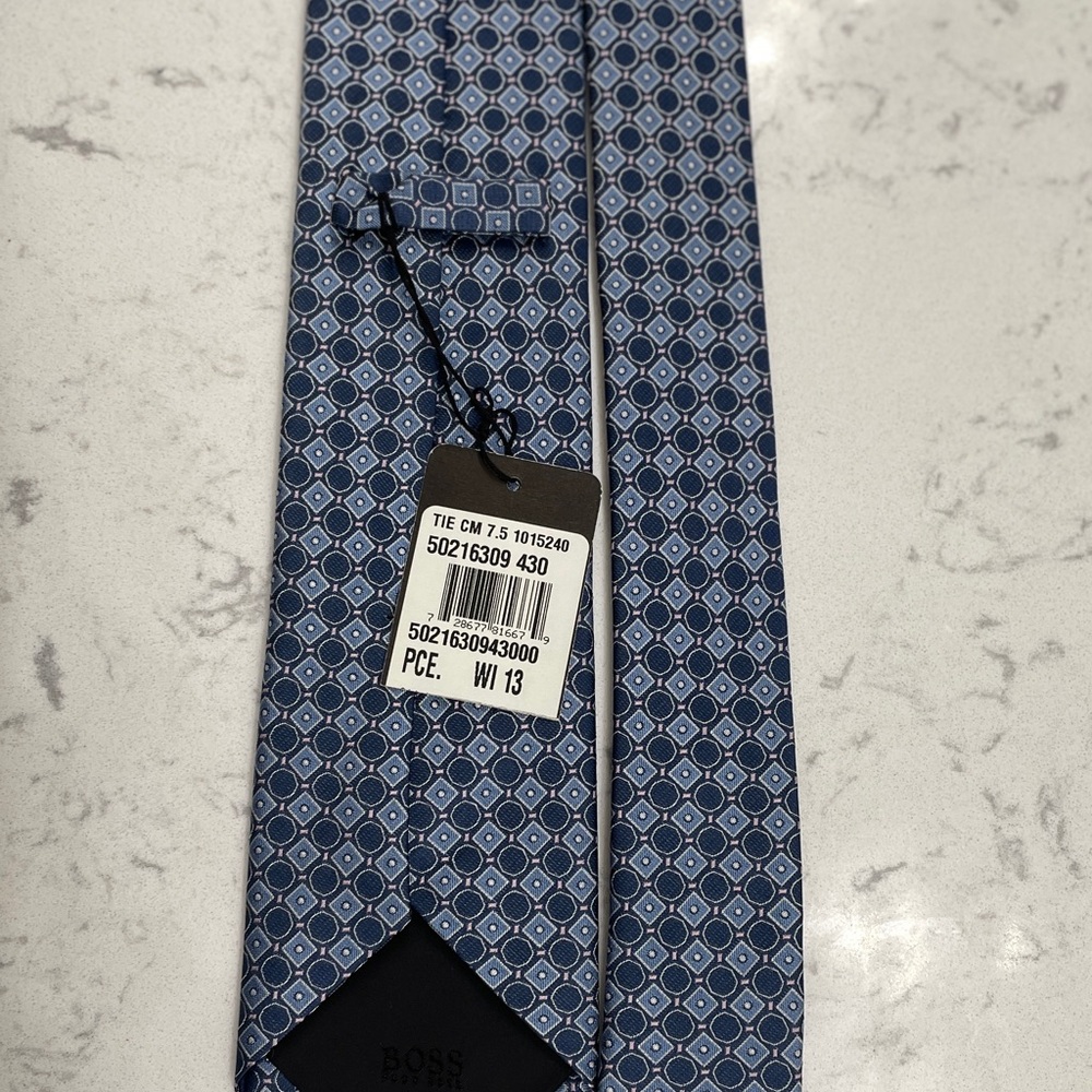 Boss Tie - Picture 2 of 3